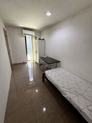 Sixth Avenue (D10), Terrace #568921751